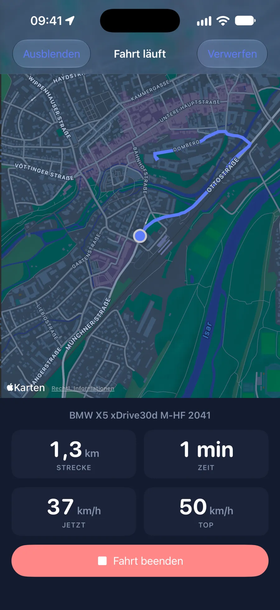 Laufende Fahrtaufzeichnung mit Karte, Strecke und Tempo